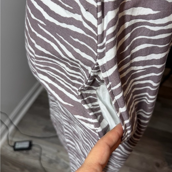 LOFT Brown & White Zebra Print Sleeveless Shift Dress Size 6 - Picture 5 of 6